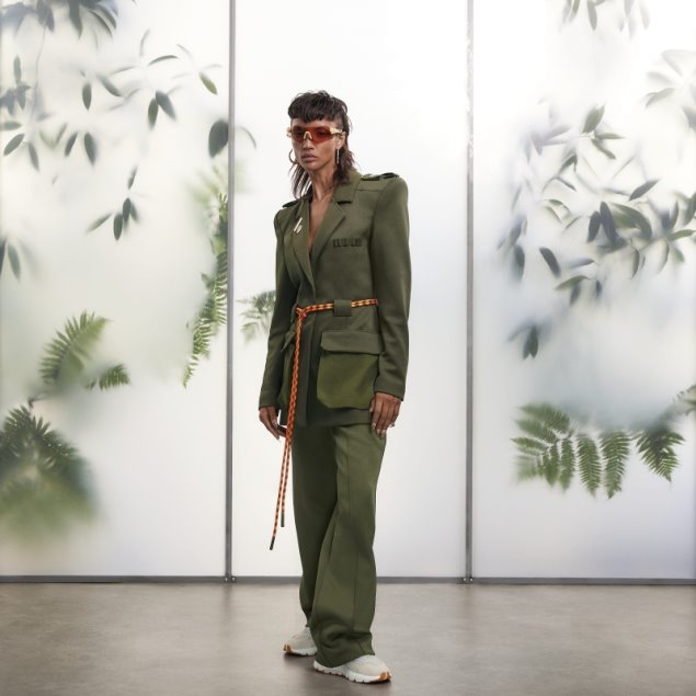 Top De Traje De Sarga Adidas Pino