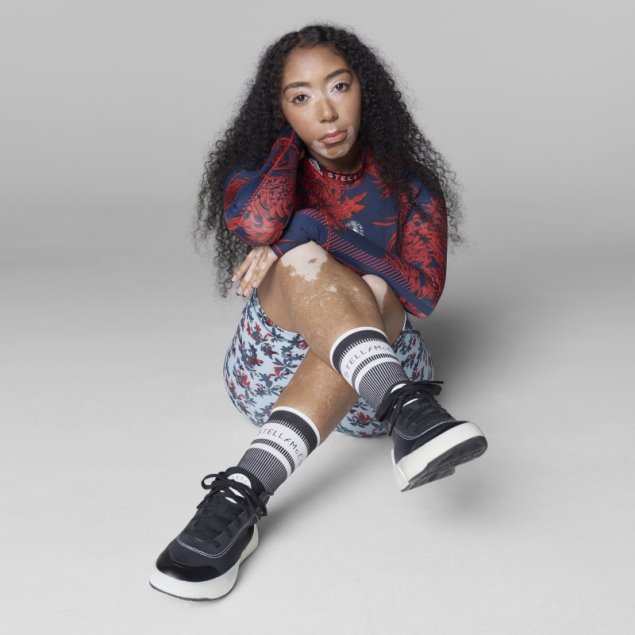 Negro Adidas By Stella Mccartney Treino Mid-cut Zapatos De Moda