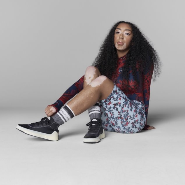 Negro Adidas By Stella Mccartney Treino Mid-cut Zapatos De Moda