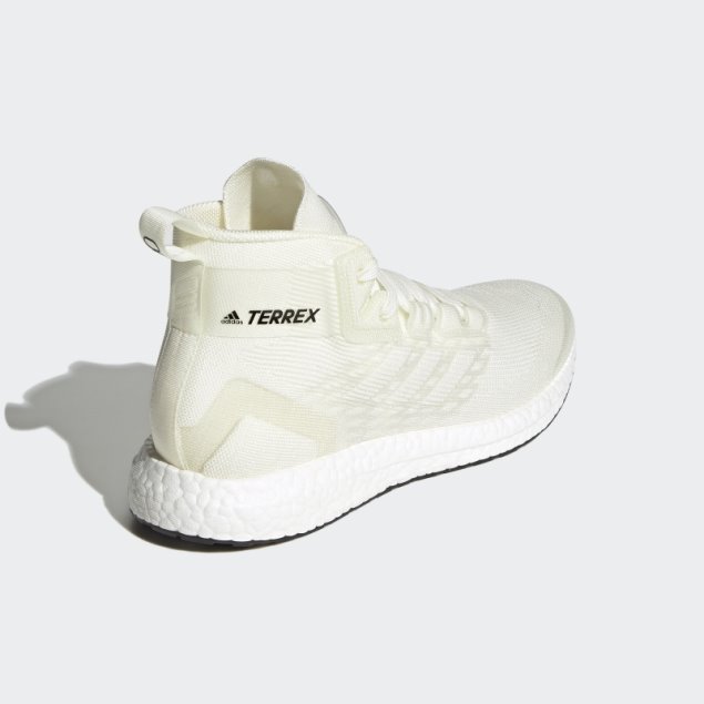 Adidas Terrex Hecho Para Ser Rehecho Libre Caminante No Teñido