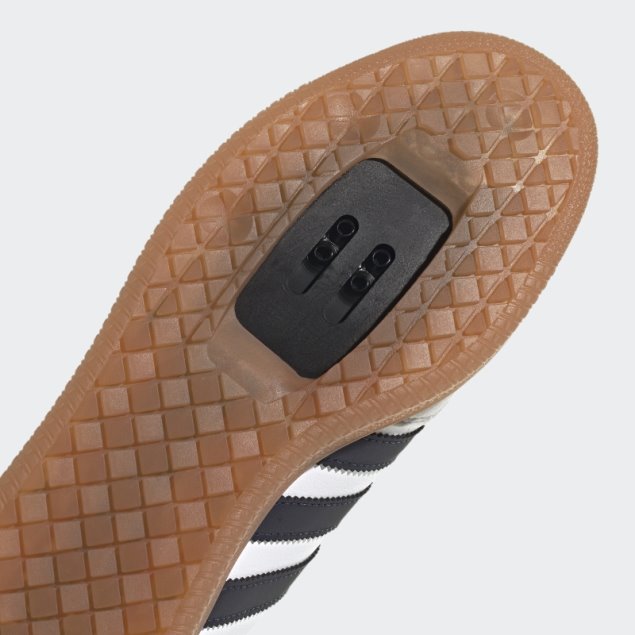 Las Zapatillas De Ciclismo Veganas Velosamba Adidas Blancas