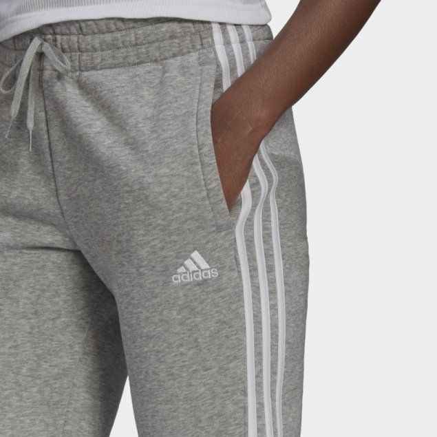 Pantalón Gris Medio Adidas Essentials Fleece 3 Rayas