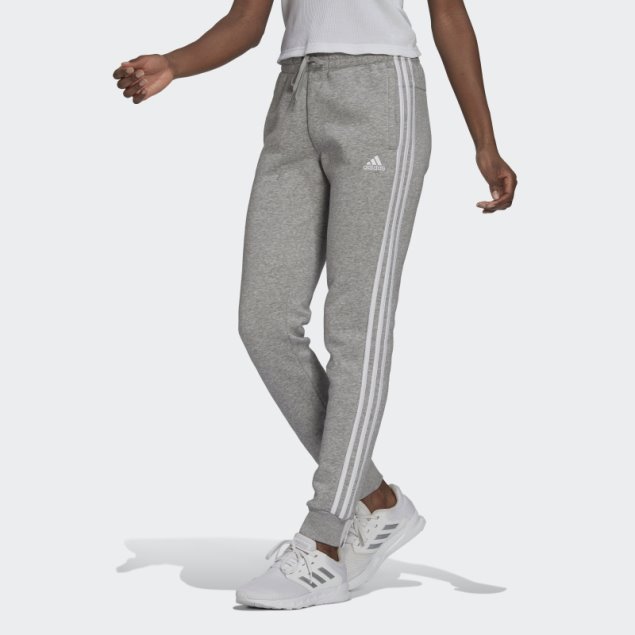Pantalón Gris Medio Essentials De Adidas Con 3 Rayas