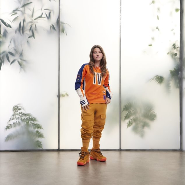 Joggers Naranjas Adidas Focus