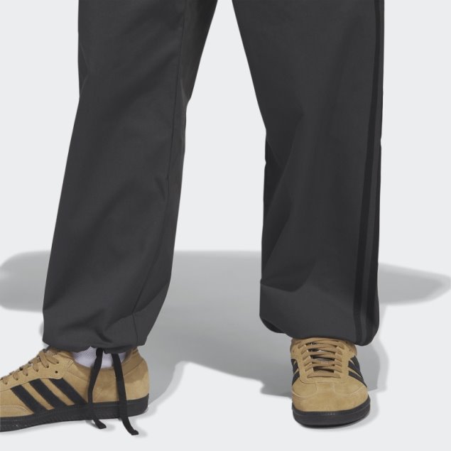 Pantalones De Chándal Adidas Skateboarding Sst (género Neutro) Carbono