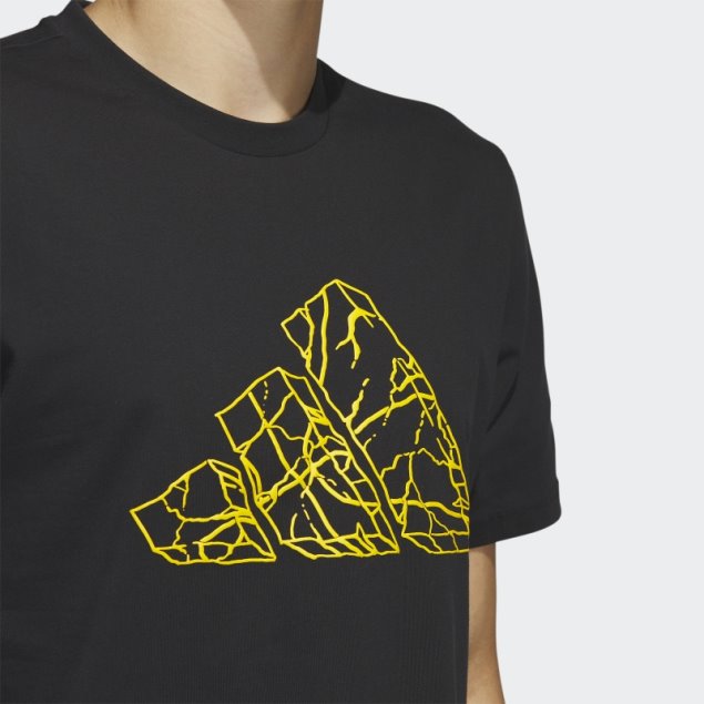 Adidas Pass Rock Basketball Graphic Camiseta Negra