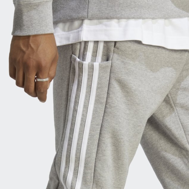 Pantalones Adidas Con 3 Rayas Y Puños Cónicos De Felpa Francesa En Gris Medio Adidas