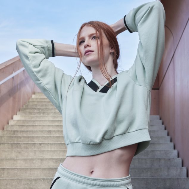 Adidas Sudadera Corta Verde Con Cuello En V