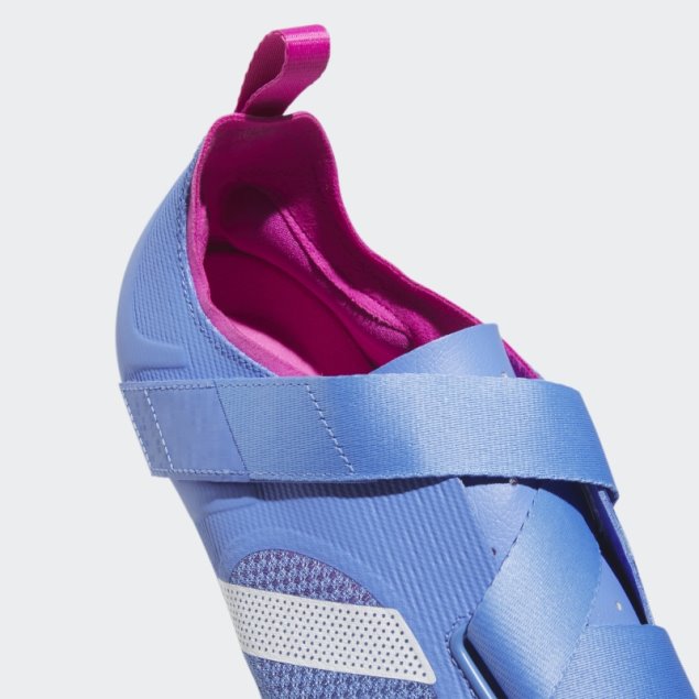 La Zapatilla De Ciclismo Indoor Adidas Azul
