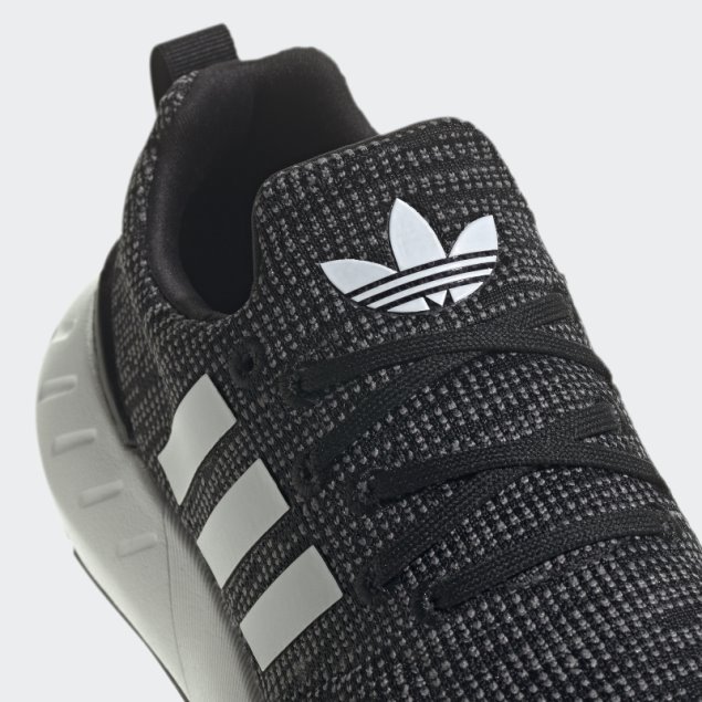 Elegante Gris Adidas Swift Run 22 Zapatos