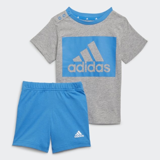 Conjunto De Camiseta Y Shorts Adidas Essentials En Gris Medio