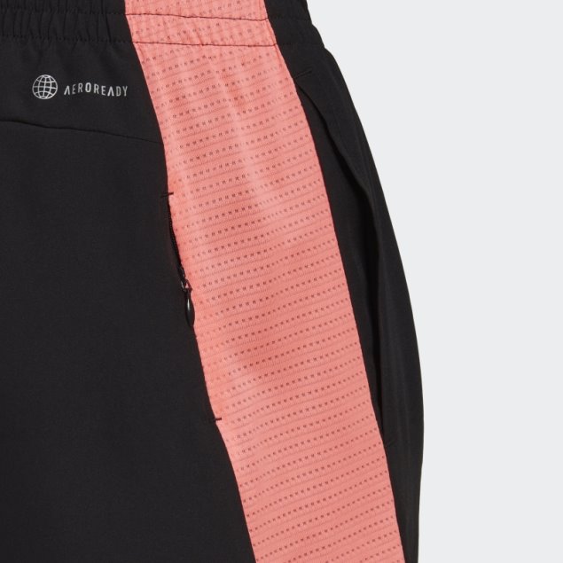 Adidas Own The Run Shorts Rojo ácido