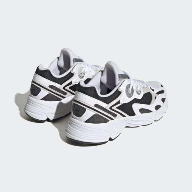 Gris Adidas Astir Zapatos De Moda