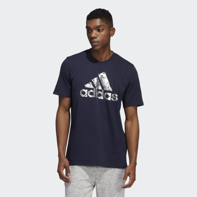 Camiseta Con Gráfico De La Insignia Del Deporte De Lámina Líquida Tinta Adidas