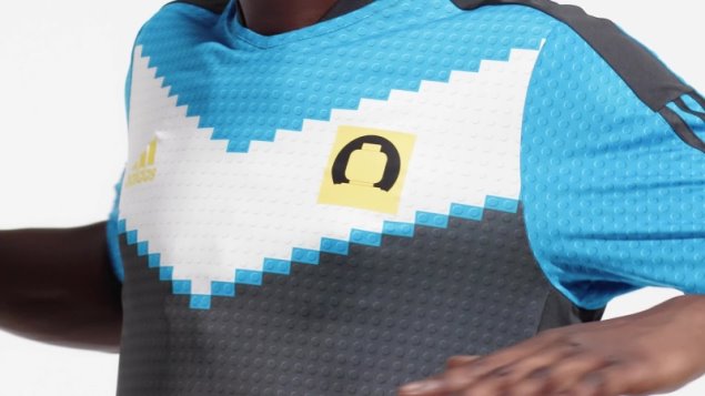 Camiseta De Visitante Adidas Tiro X Lego Carbono Caliente