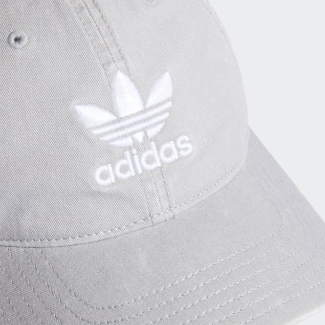 Gorra Adidas Con Tira Trasera Holgada Piedra