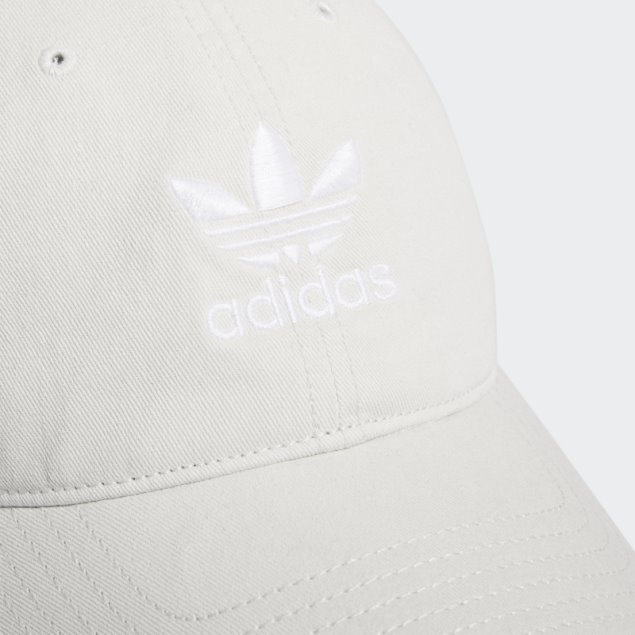 Elegante Gorra Adidas Con Correa Trasera Holgada Blanca