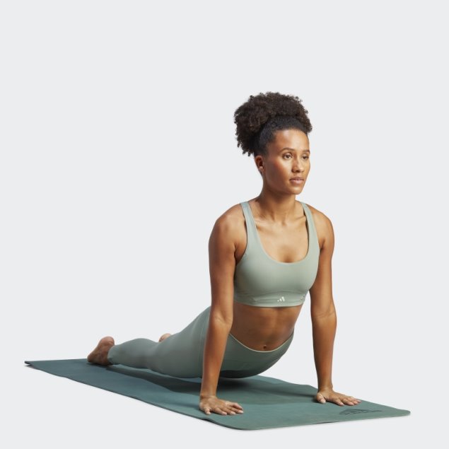 Sujetador De Sujeción Media Adidas Coreflow Luxe Studio Verde Plateado