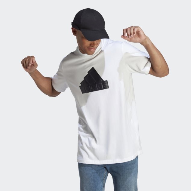 Camiseta Blanca Adidas Future Icons Insignia De Deporte