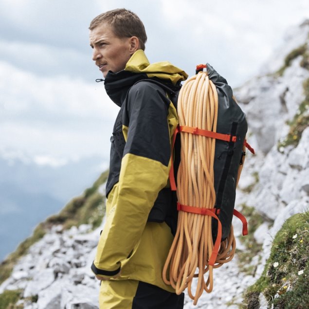 Chaqueta Terrex Techrock Gore-tex Pro Verde Oliva Adidas